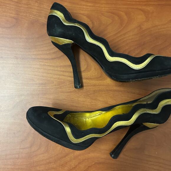 Prada Black Suede Colorblock Pumps Leather Designer Size 37 Gold Design Heels - Picture 9 of 16